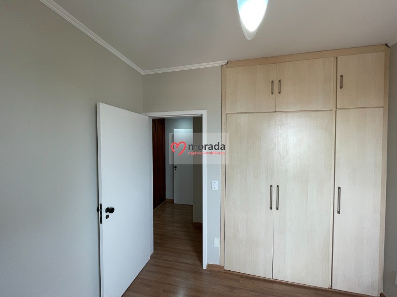 Apartamento à venda com 3 quartos, 127m² - Foto 17