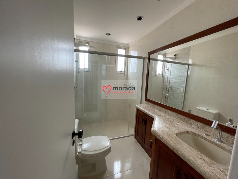 Apartamento à venda com 3 quartos, 127m² - Foto 18