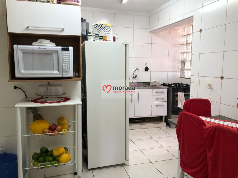 Apartamento à venda com 2 quartos, 72m² - Foto 24