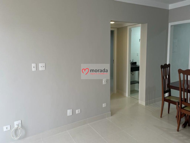 Apartamento à venda com 2 quartos, 79m² - Foto 8