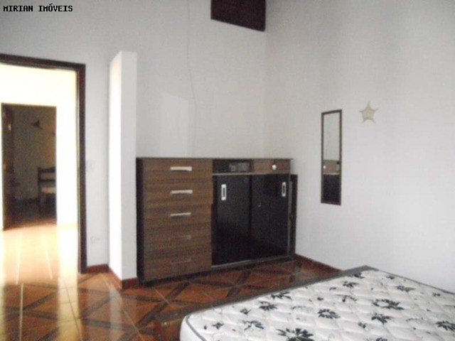 Casa à venda com 6 quartos, 350m² - Foto 14