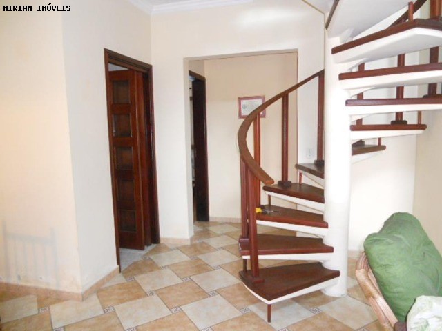 Casa à venda com 6 quartos, 350m² - Foto 35