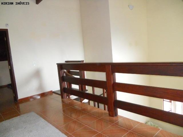 Casa à venda com 6 quartos, 350m² - Foto 50