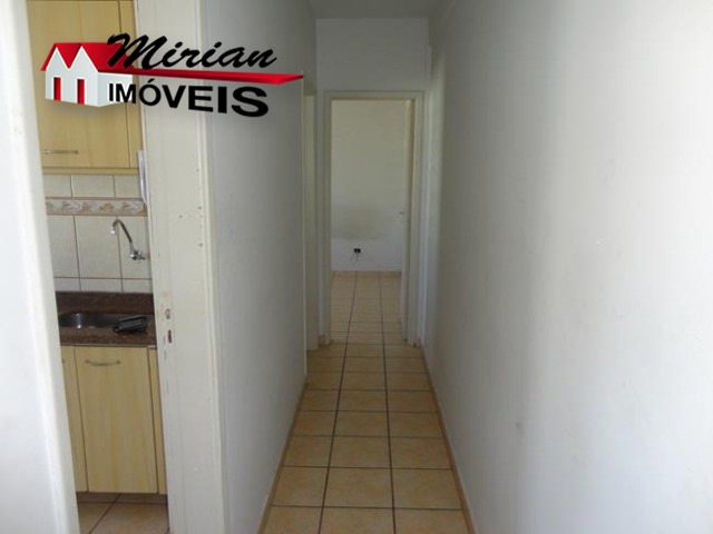 Apartamento à venda com 1 quarto, 45m² - Foto 3