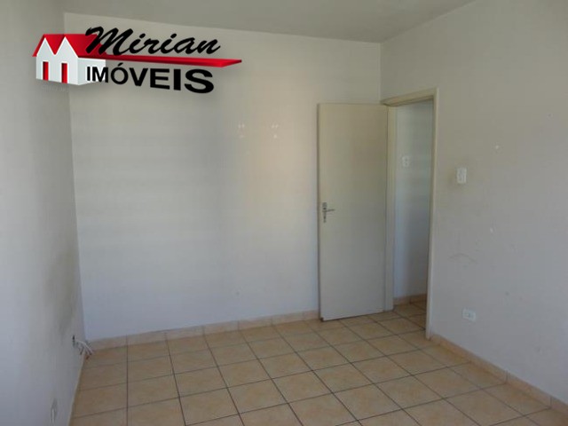 Apartamento à venda com 1 quarto, 45m² - Foto 11