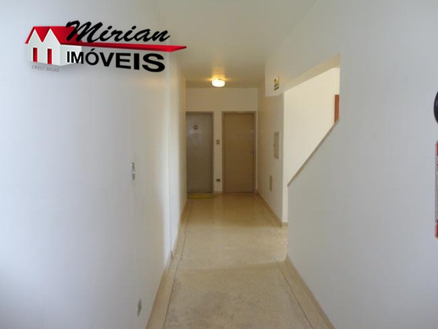 Apartamento à venda com 1 quarto, 45m² - Foto 14