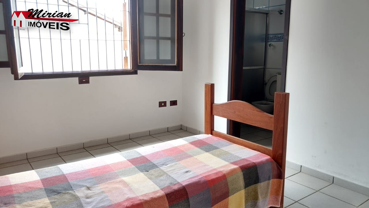 Casa à venda com 5 quartos, 270m² - Foto 5