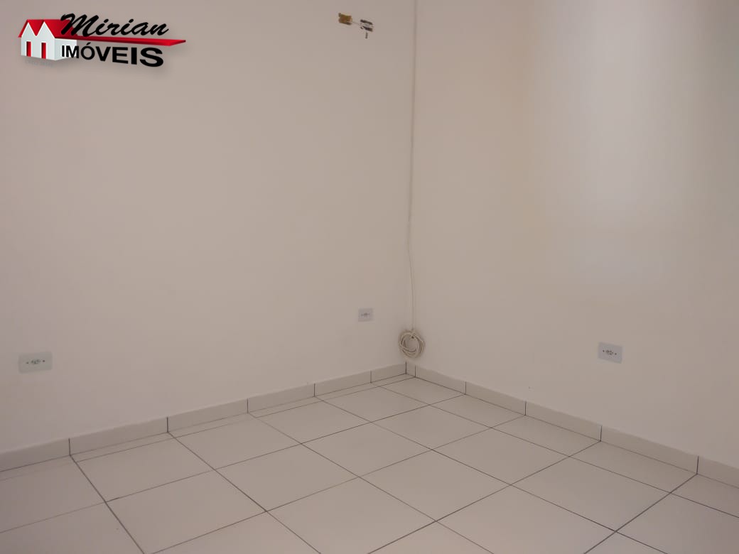 Casa à venda com 2 quartos, 70m² - Foto 20