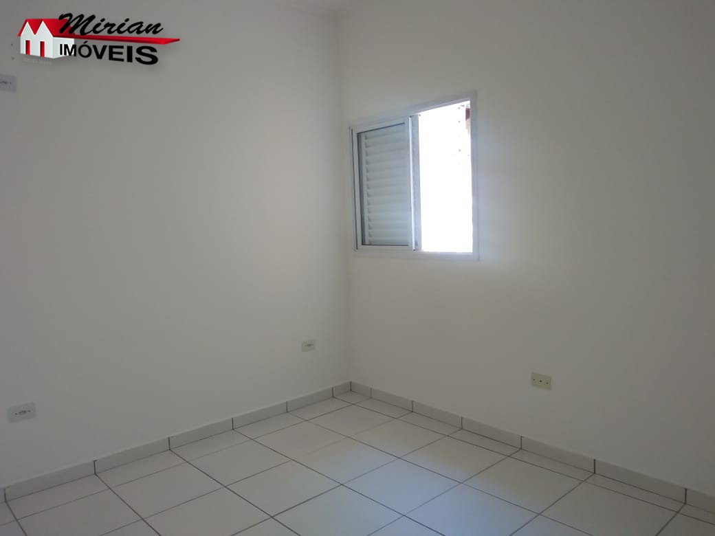 Casa à venda com 2 quartos, 70m² - Foto 24