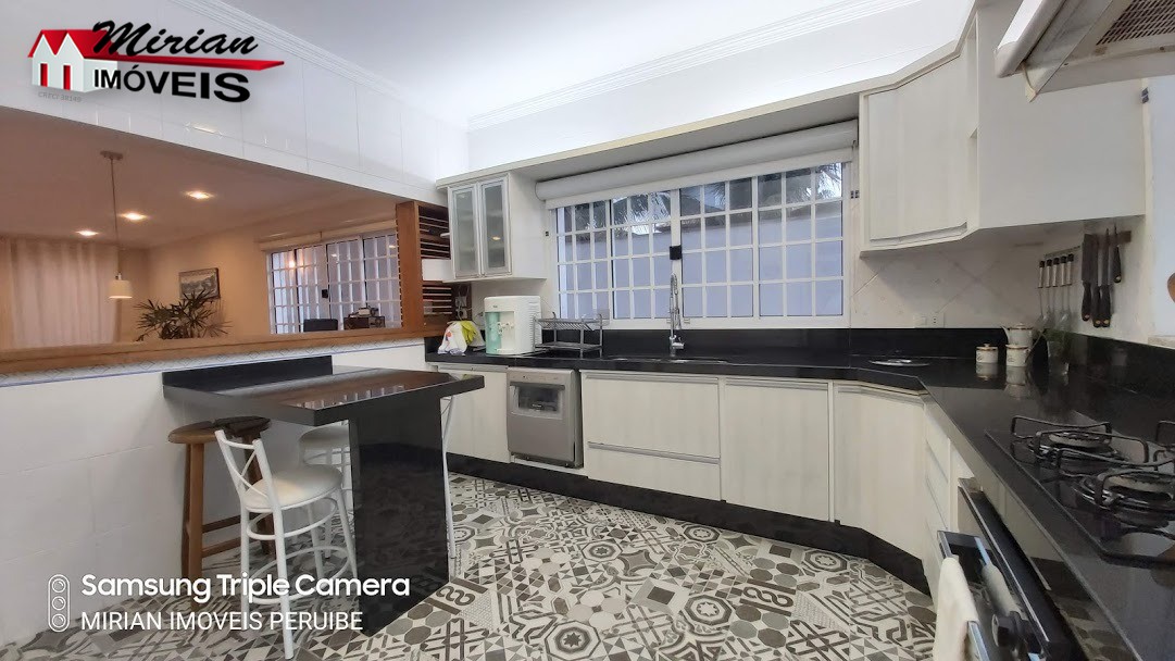 Sobrado à venda com 4 quartos, 300m² - Foto 9