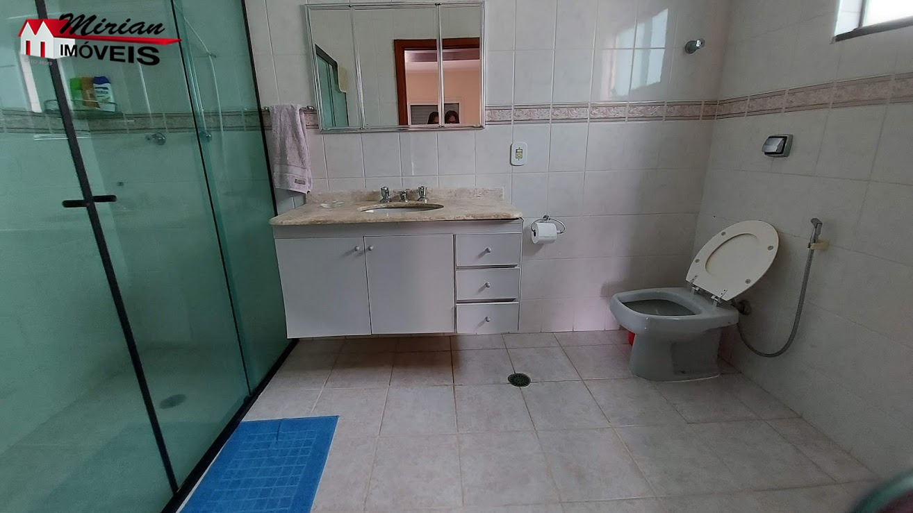 Casa de Condomínio à venda e aluguel com 6 quartos, 400m² - Foto 17