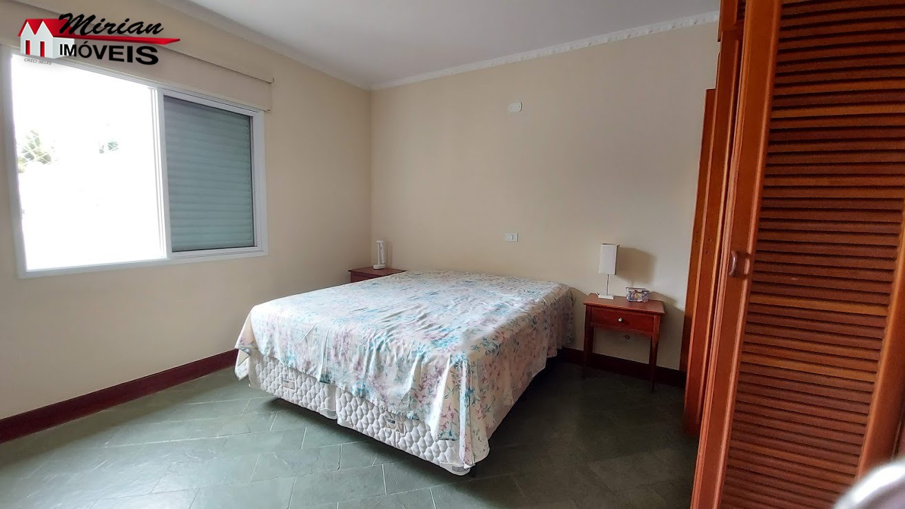 Casa de Condomínio à venda e aluguel com 6 quartos, 400m² - Foto 18