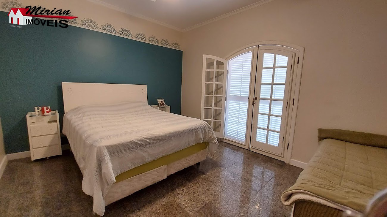 Casa de Condomínio à venda com 5 quartos, 200m² - Foto 25