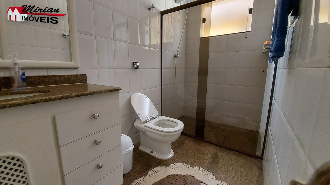 Casa de Condomínio à venda com 5 quartos, 200m² - Foto 29