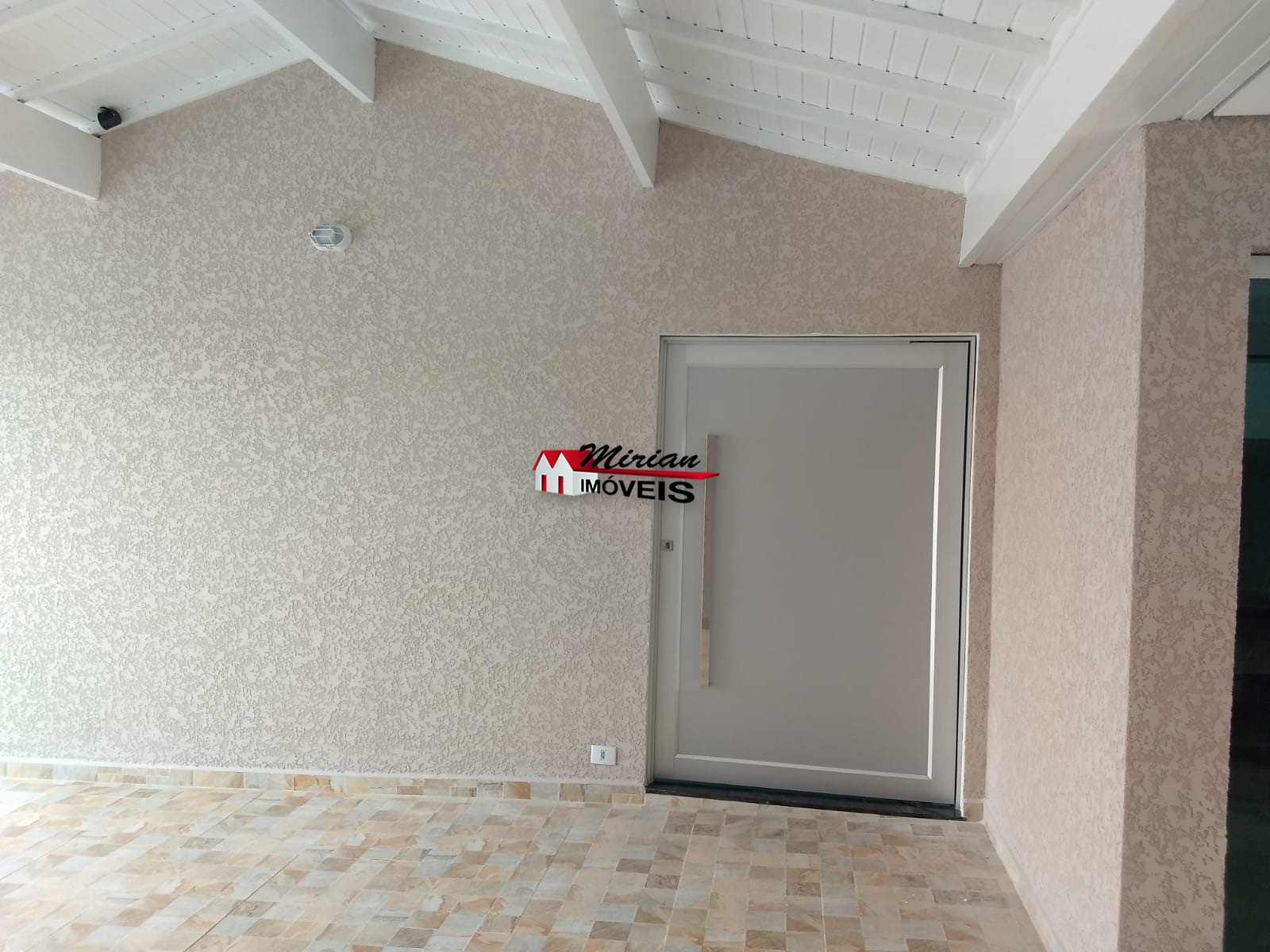 Casa à venda com 5 quartos, 240m² - Foto 13