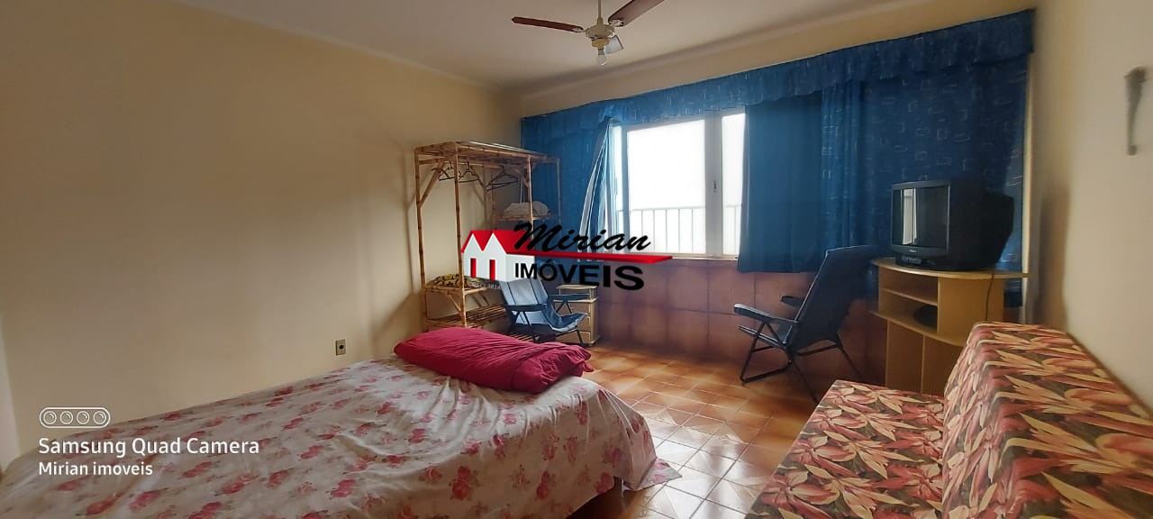 Apartamento à venda com 2 quartos, 70m² - Foto 9