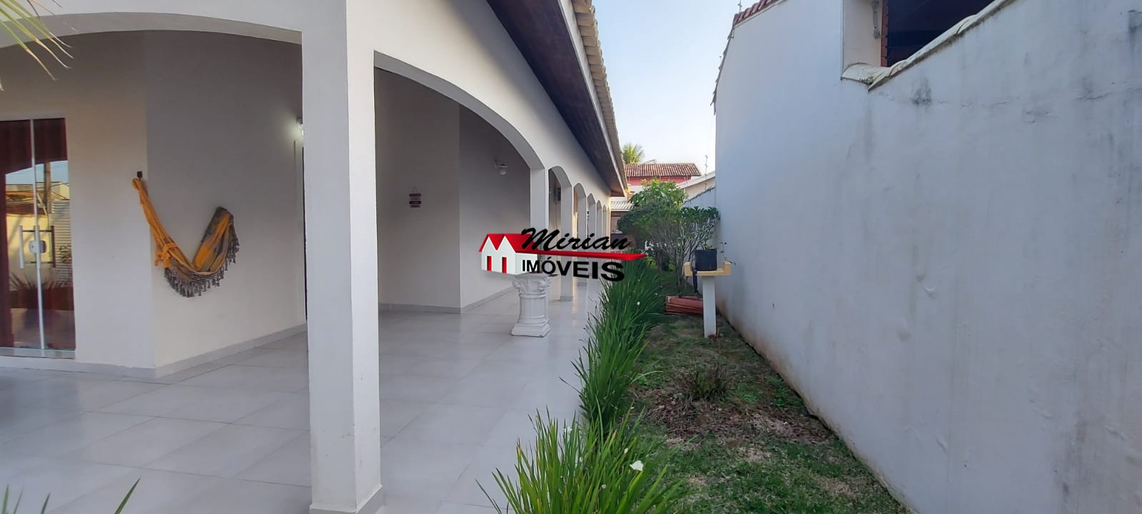 Casa à venda com 3 quartos, 240m² - Foto 7