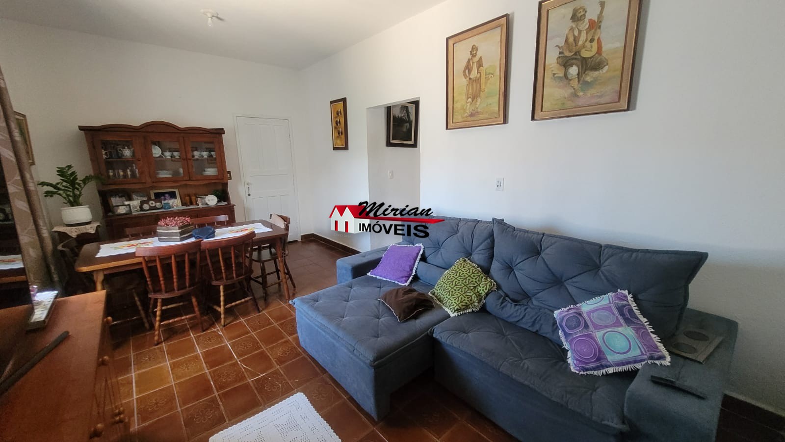 Casa à venda com 3 quartos, 130m² - Foto 2