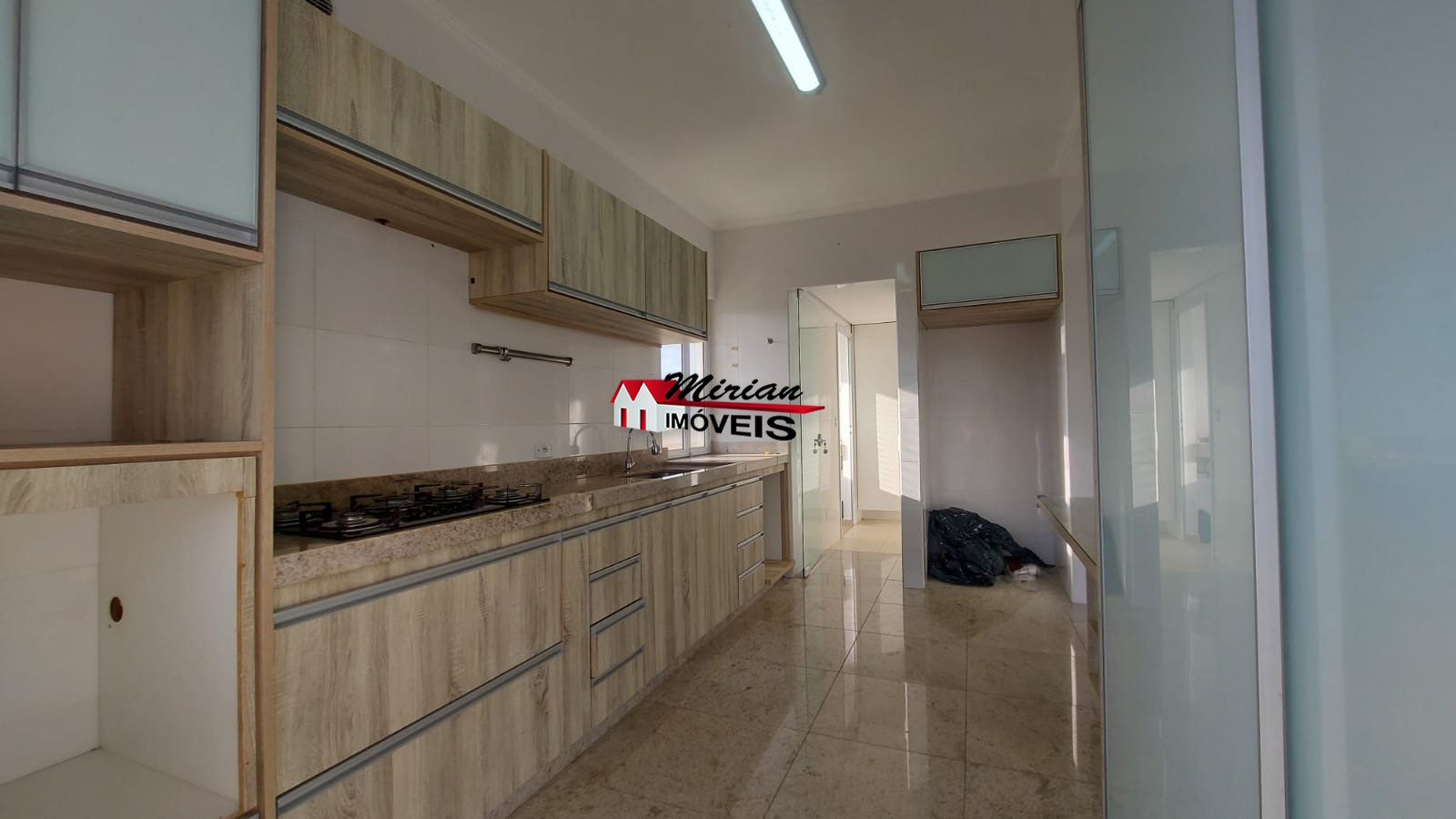 Apartamento à venda com 2 quartos, 87m² - Foto 17