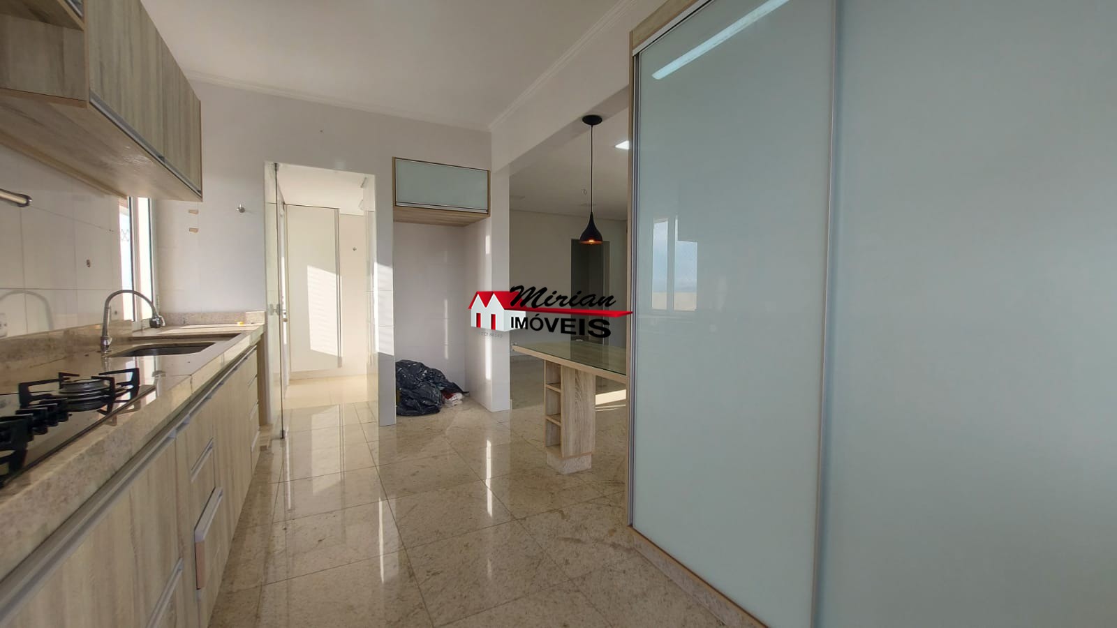 Apartamento à venda com 2 quartos, 87m² - Foto 12