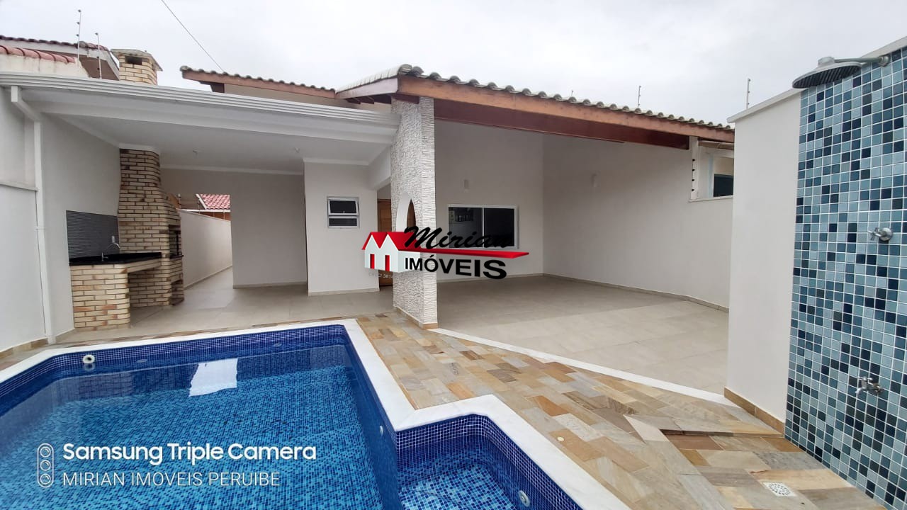 Casa à venda com 3 quartos, 141m² - Foto 2