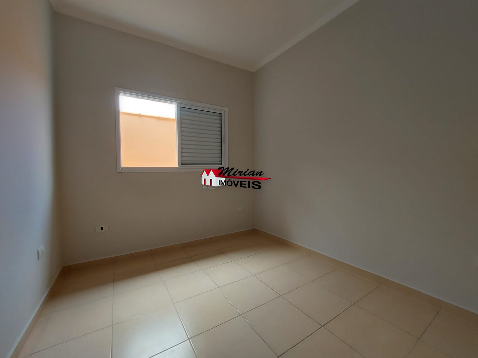 Casa à venda com 3 quartos, 100m² - Foto 8