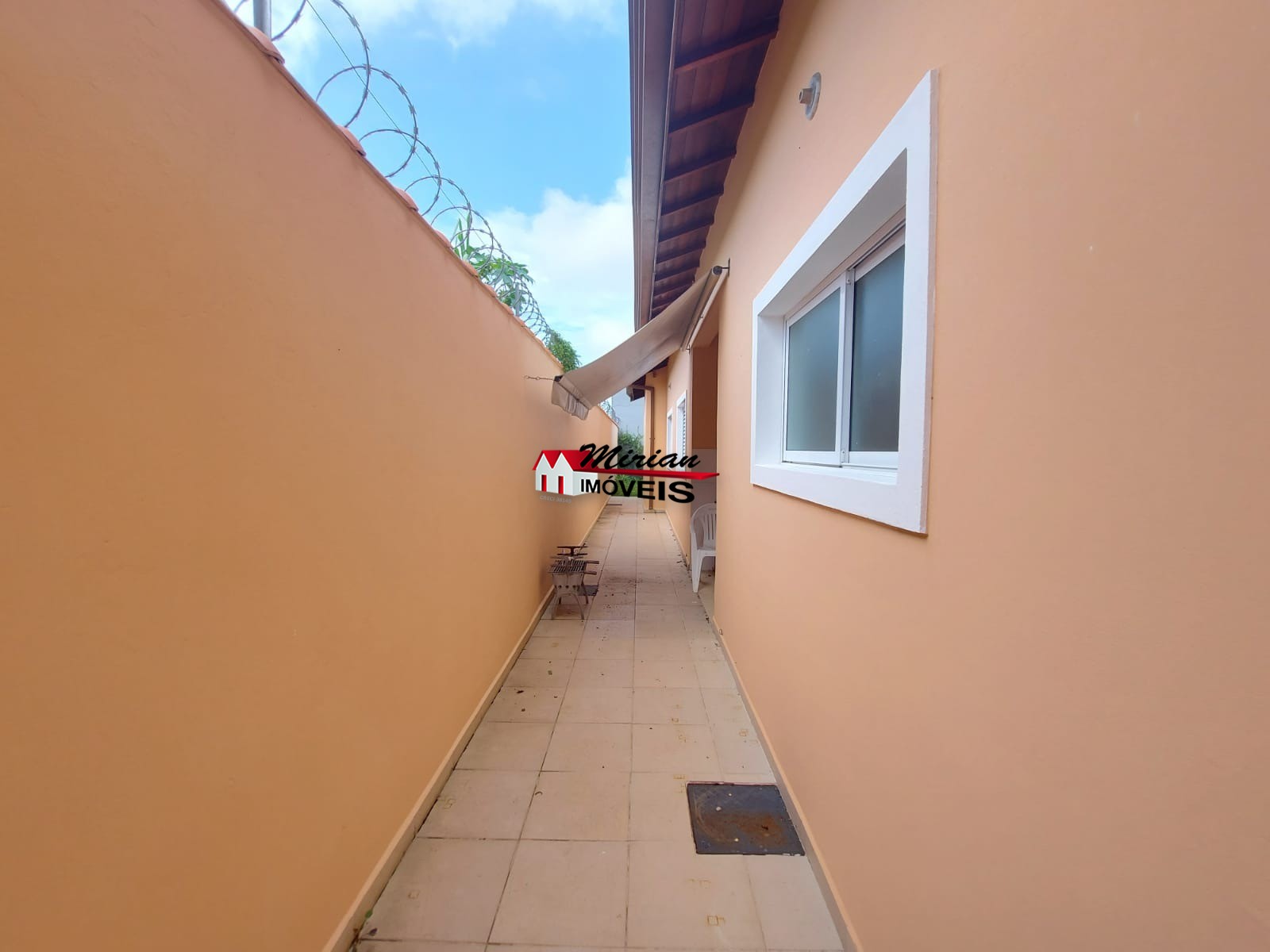 Casa à venda com 3 quartos, 100m² - Foto 20