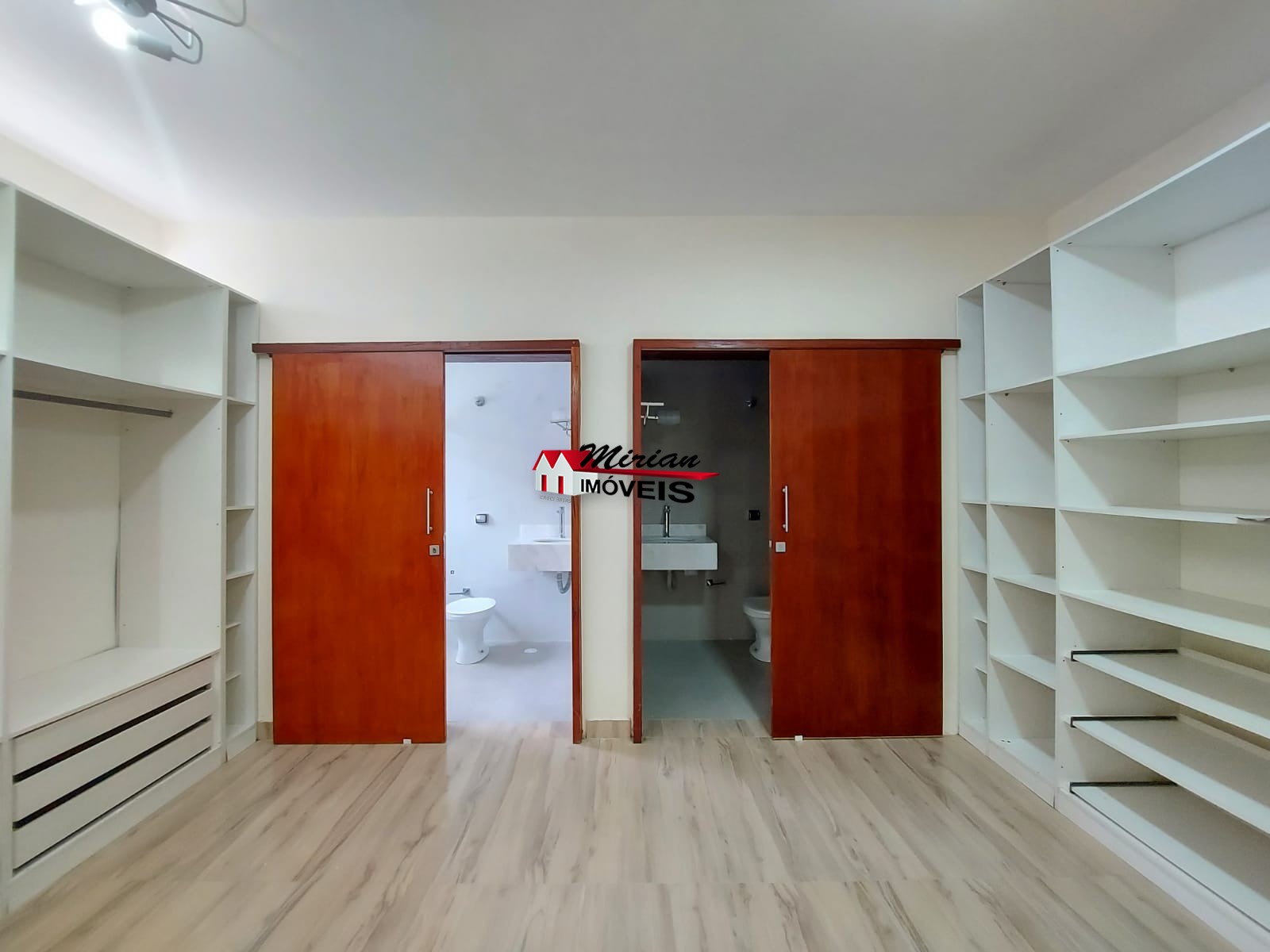 Casa de Condomínio à venda com 7 quartos, 320m² - Foto 39