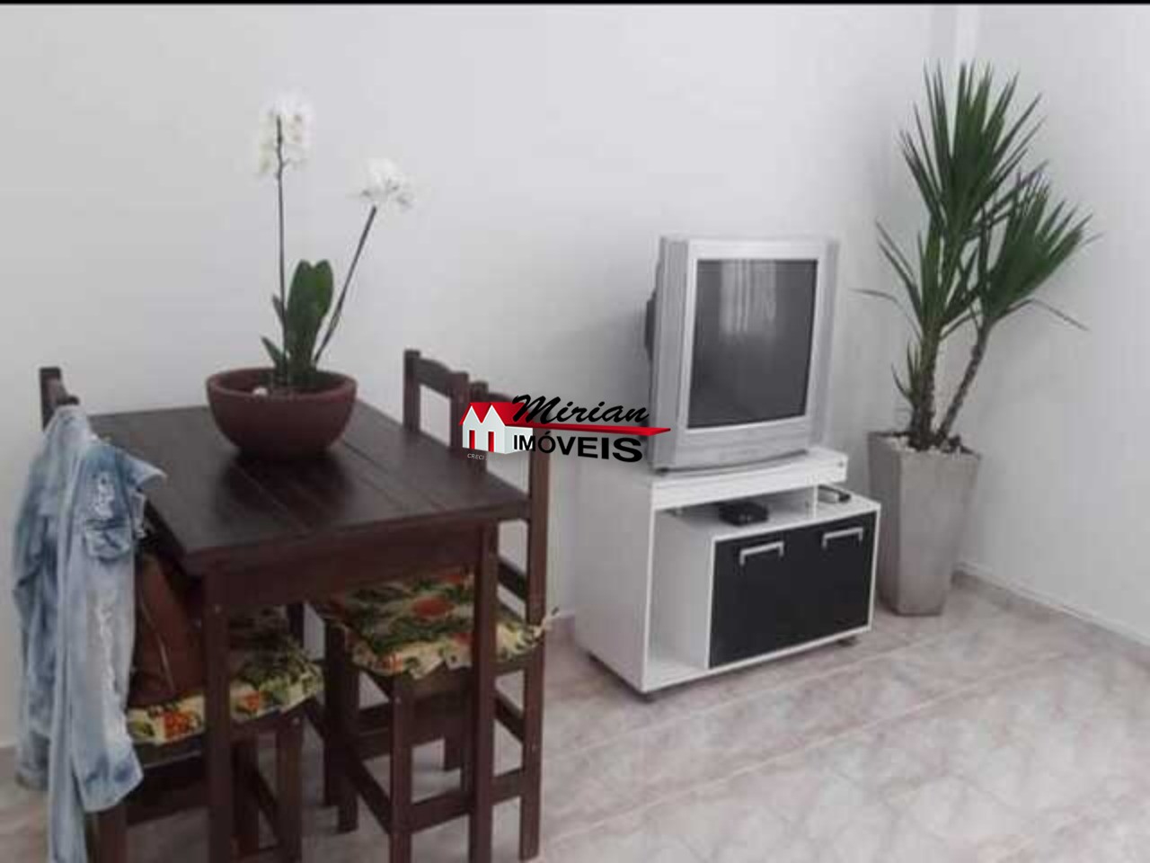 Apartamento à venda com 1 quarto, 58m² - Foto 4