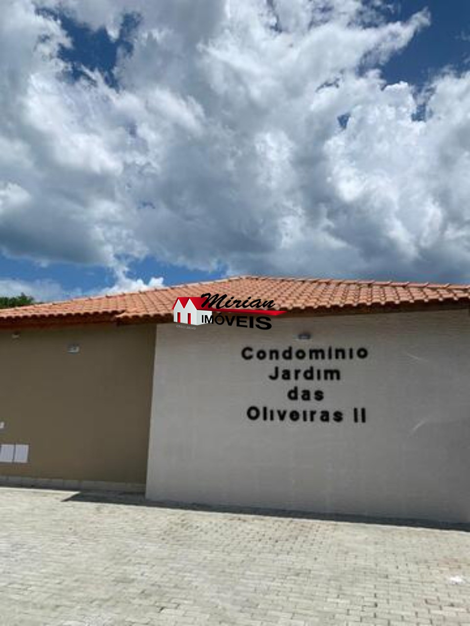 Casa de Condomínio à venda com 1 quarto, 42m² - Foto 2