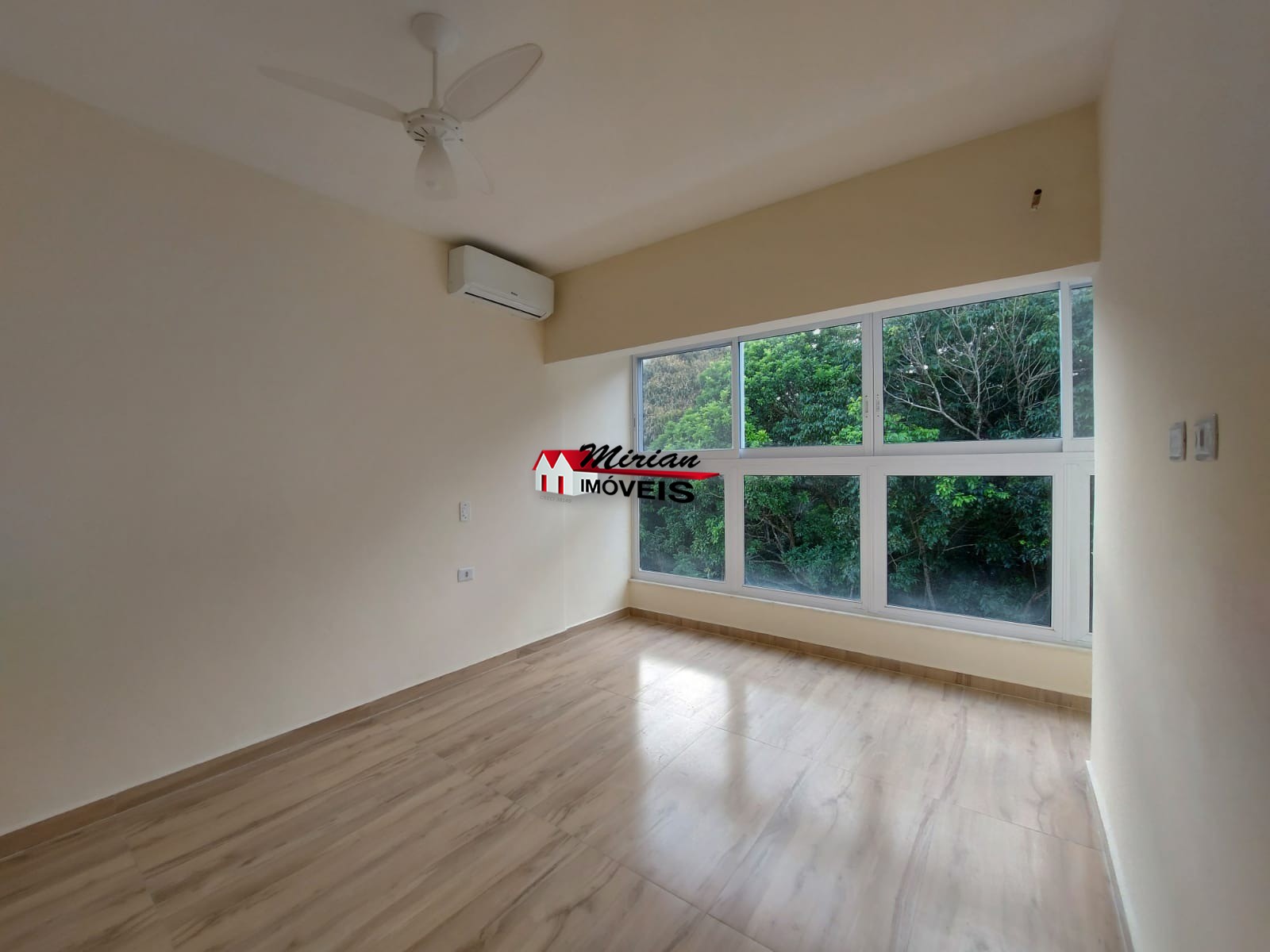 Casa de Condomínio à venda com 7 quartos, 320m² - Foto 15