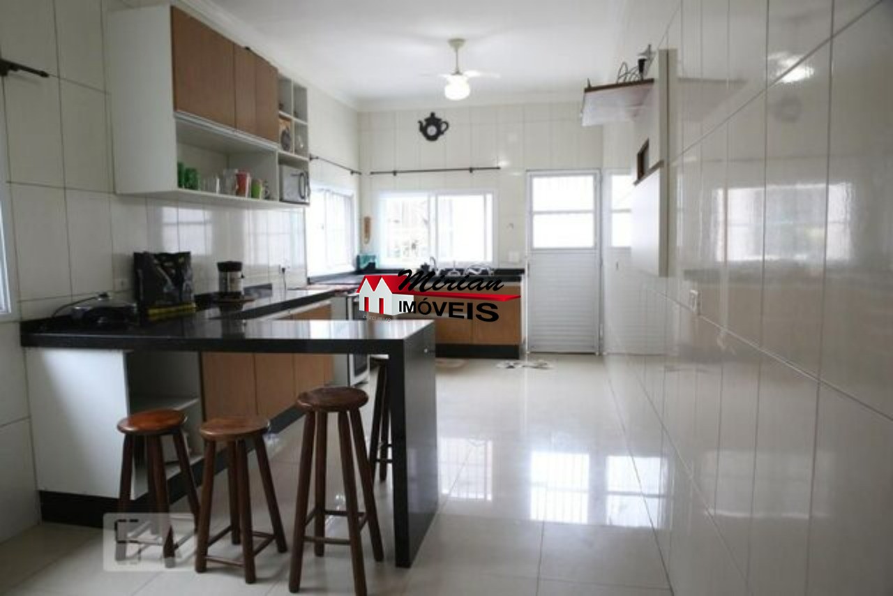 Sobrado à venda com 4 quartos, 235m² - Foto 12