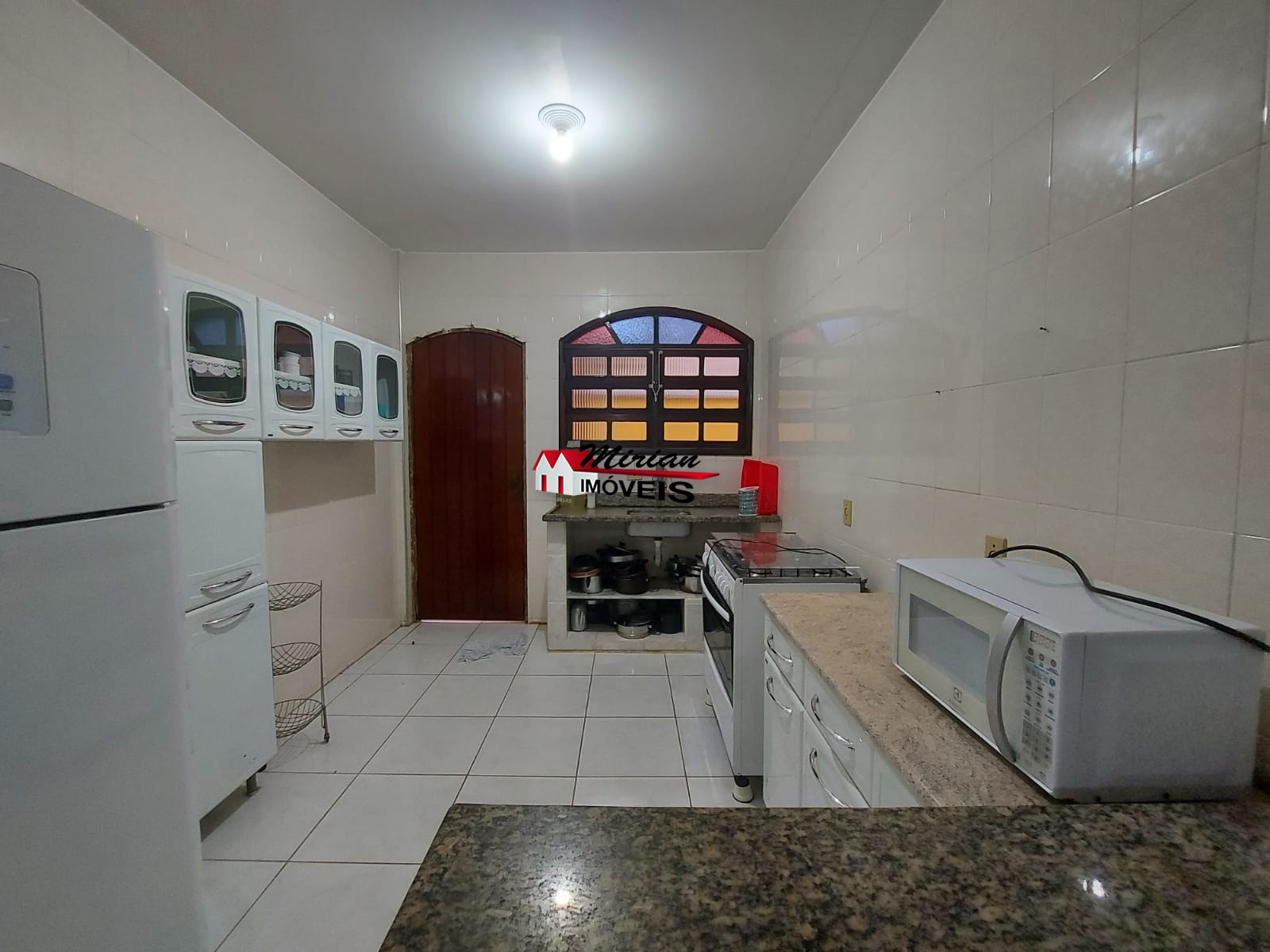 Casa à venda com 4 quartos, 130m² - Foto 17