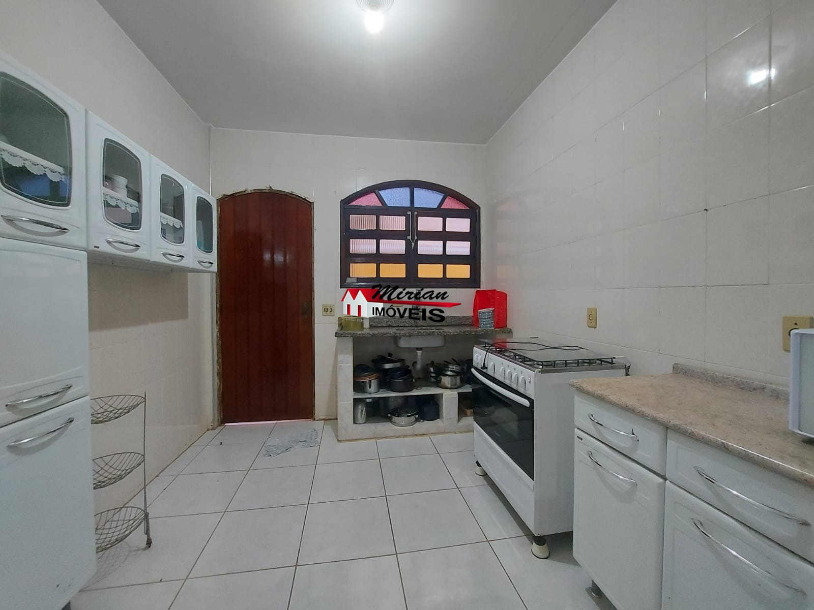 Casa à venda com 4 quartos, 130m² - Foto 15