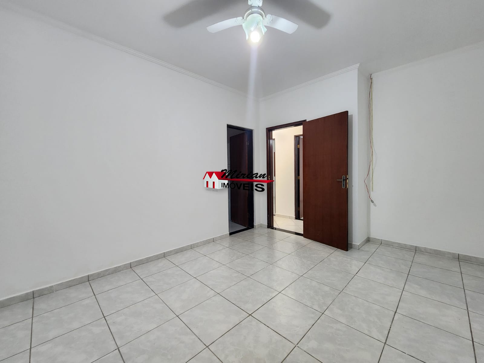 Casa à venda com 3 quartos, 180m² - Foto 19