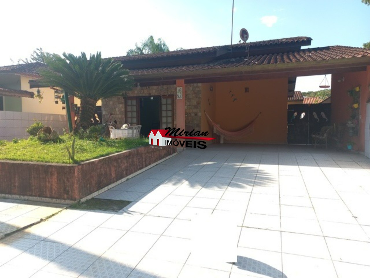 Casa de Condomínio à venda com 3 quartos, 176m² - Foto 1