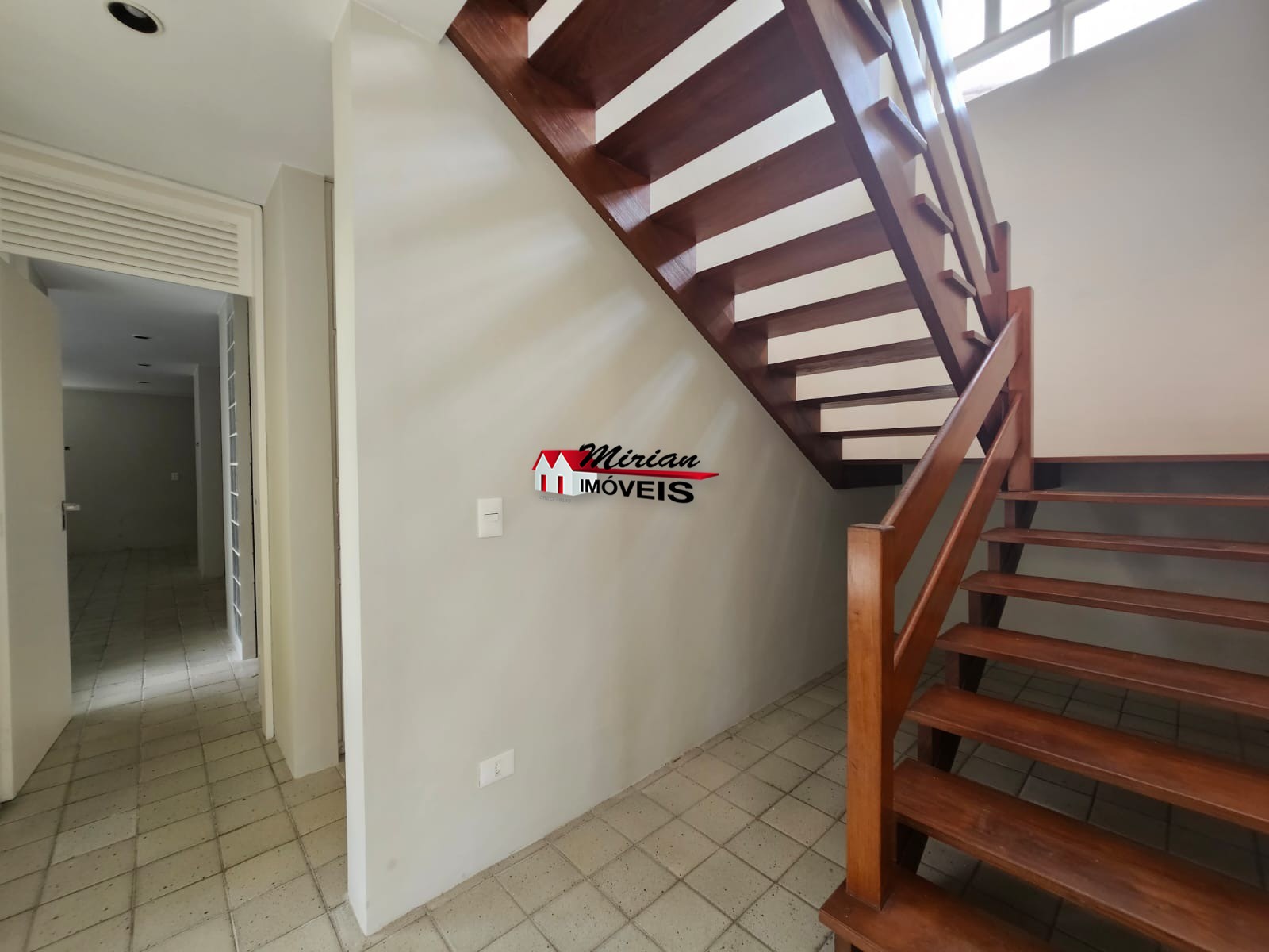 Sobrado à venda com 4 quartos, 250m² - Foto 13