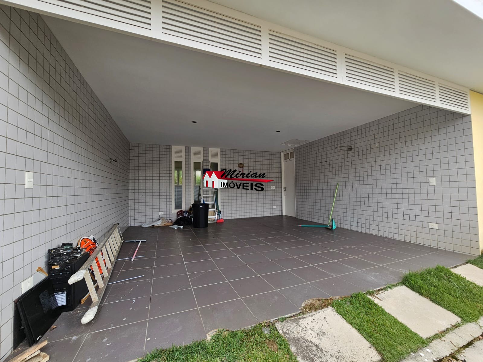 Sobrado à venda com 4 quartos, 250m² - Foto 25