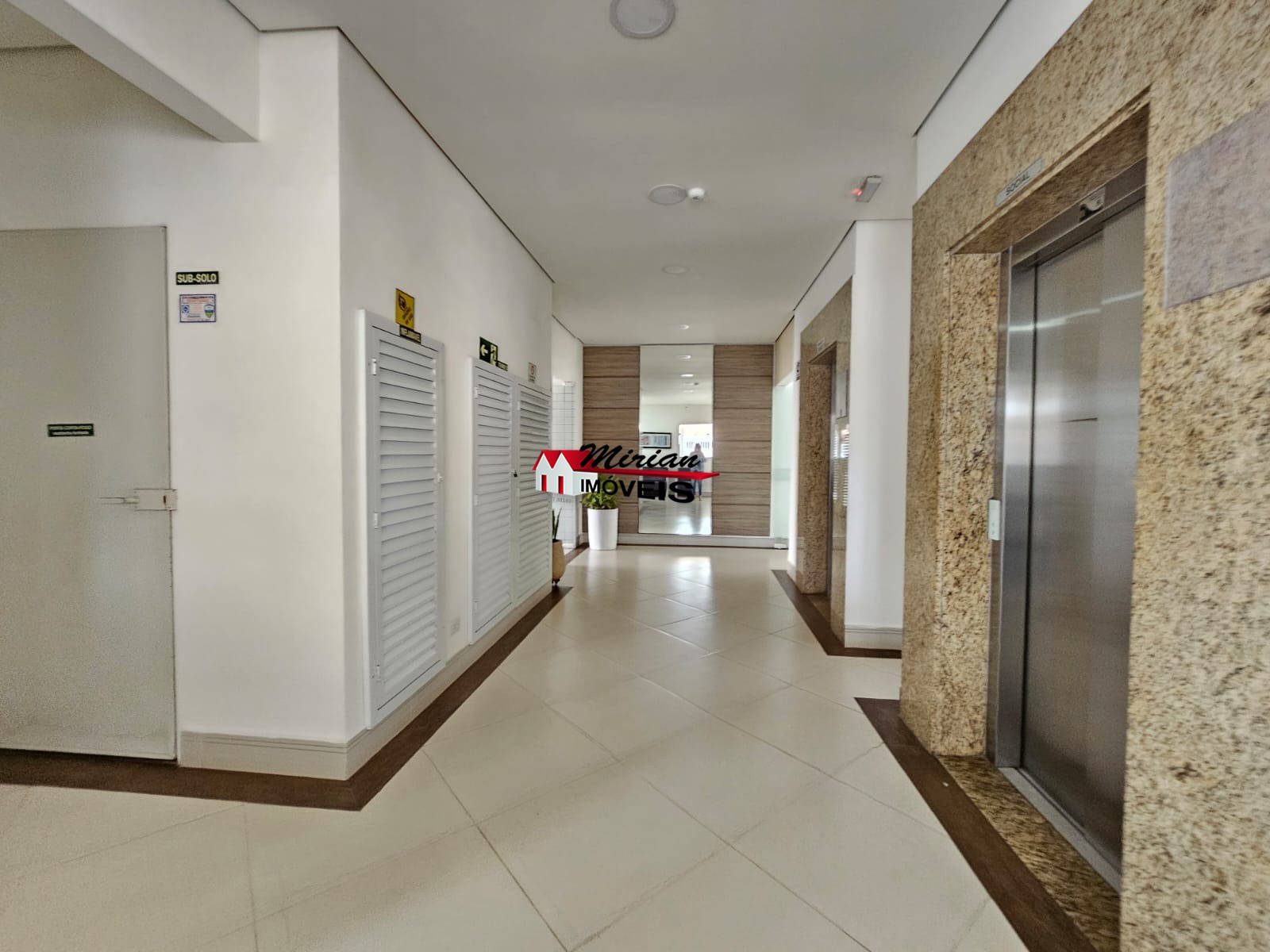 Apartamento à venda com 3 quartos, 130m² - Foto 5