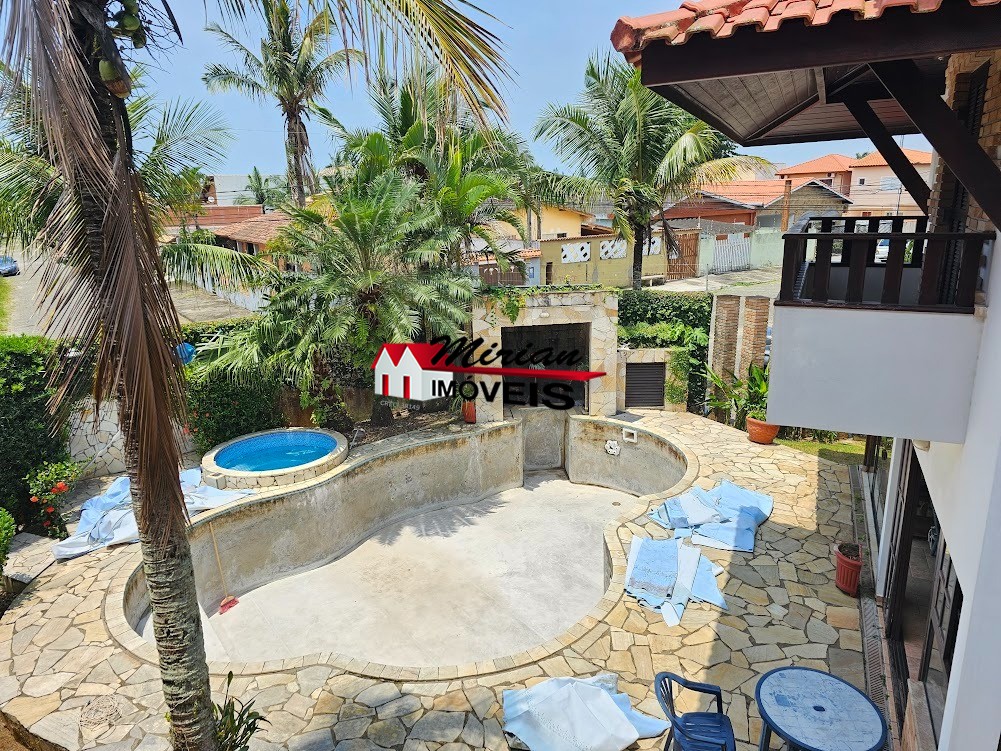 Sobrado à venda com 6 quartos, 291m² - Foto 2