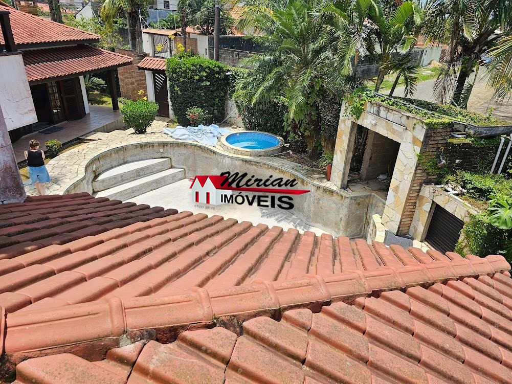 Sobrado à venda com 6 quartos, 291m² - Foto 29