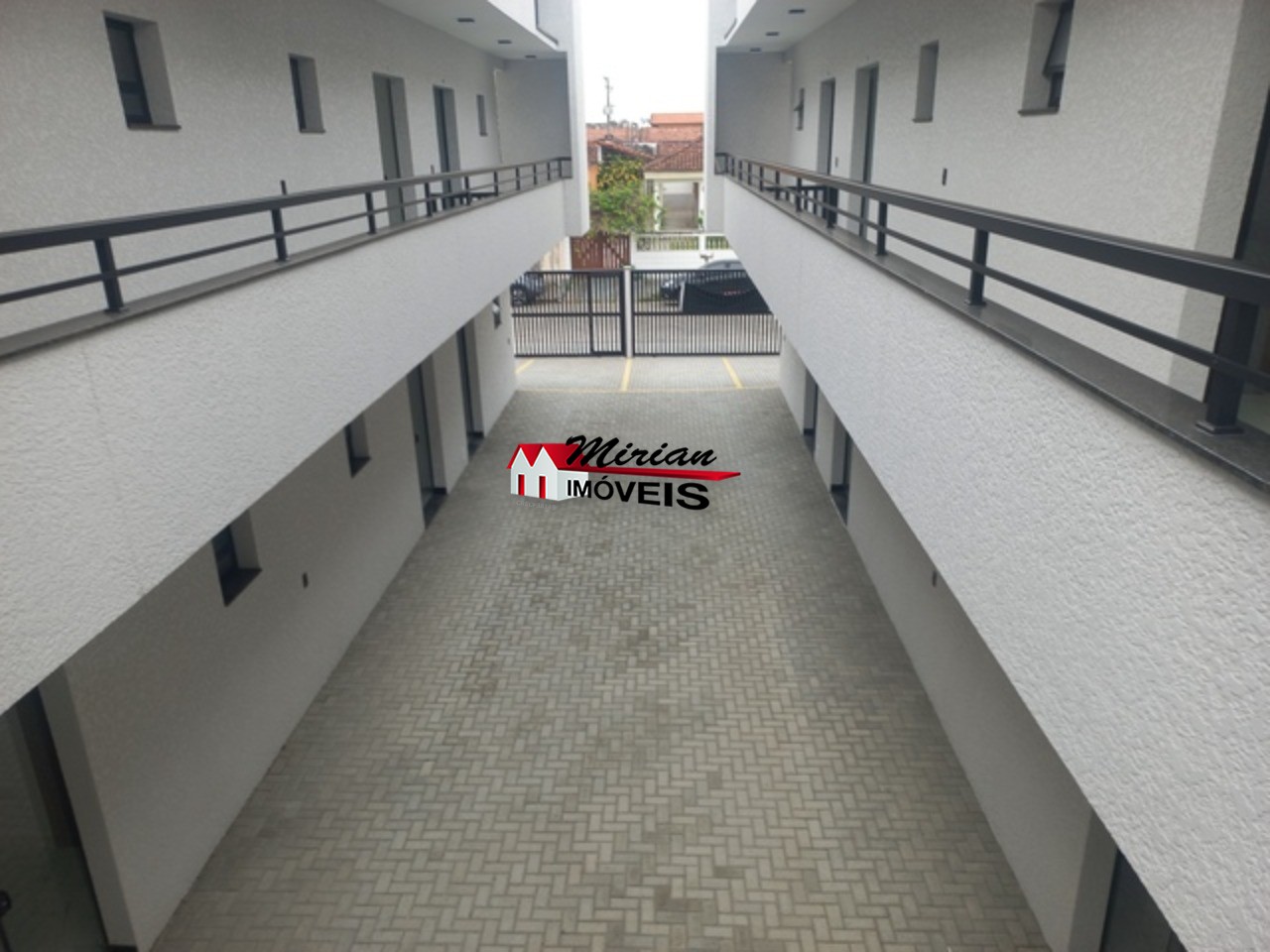 Apartamento à venda com 1 quarto, 37m² - Foto 25