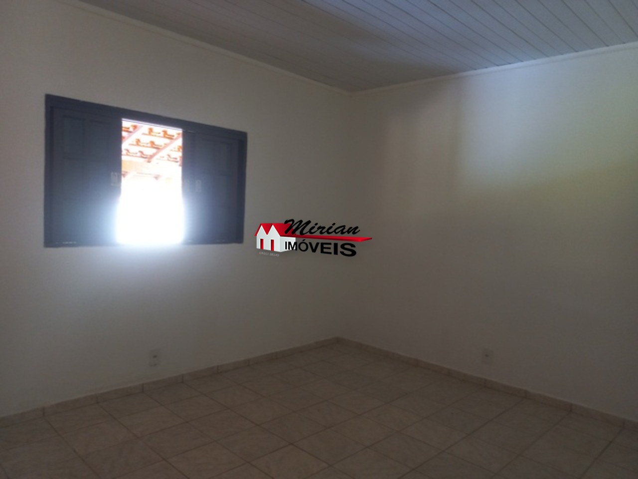 Fazenda à venda com 2 quartos, 120m² - Foto 17