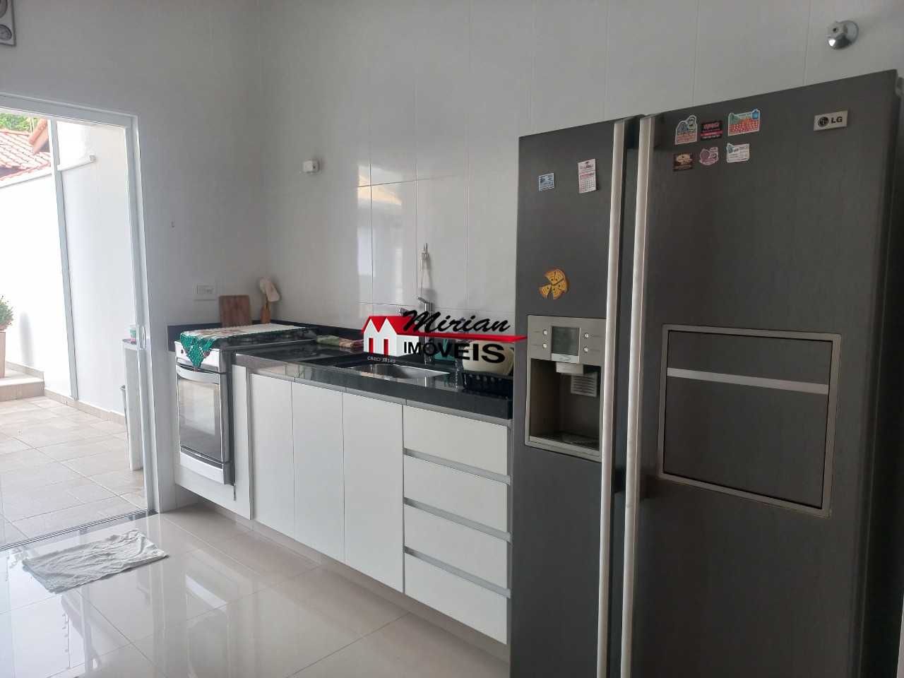 Casa à venda com 3 quartos, 161m² - Foto 14