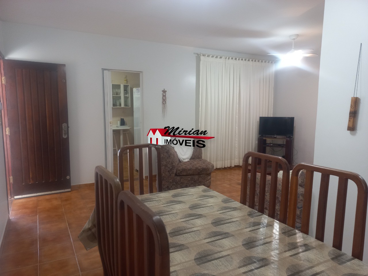 Casa à venda com 3 quartos, 194m² - Foto 11