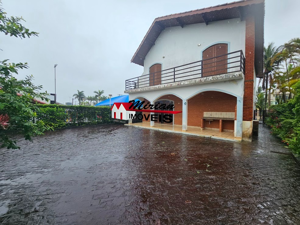 Casa de Condomínio à venda com 4 quartos, 220m² - Foto 2