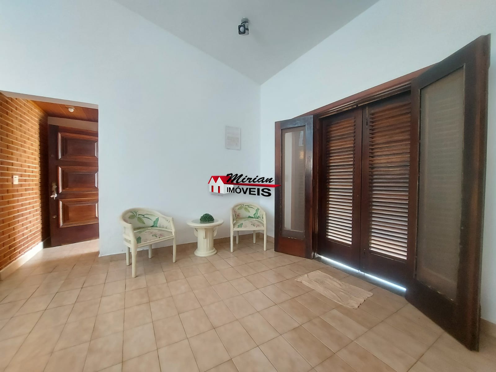 Casa à venda com 3 quartos, 151m² - Foto 5