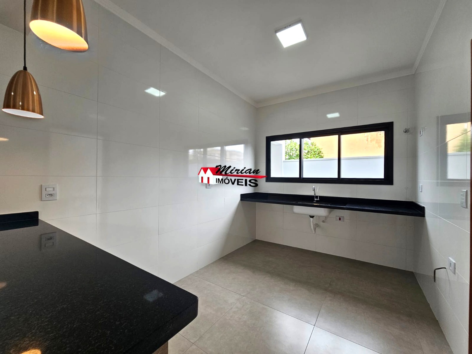 Casa à venda com 3 quartos, 150m² - Foto 12