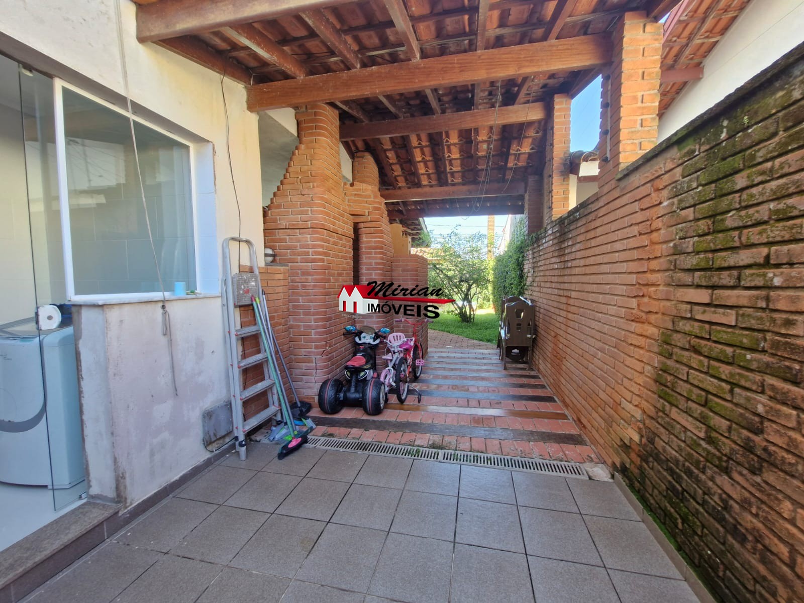 Sobrado à venda com 5 quartos, 301m² - Foto 36