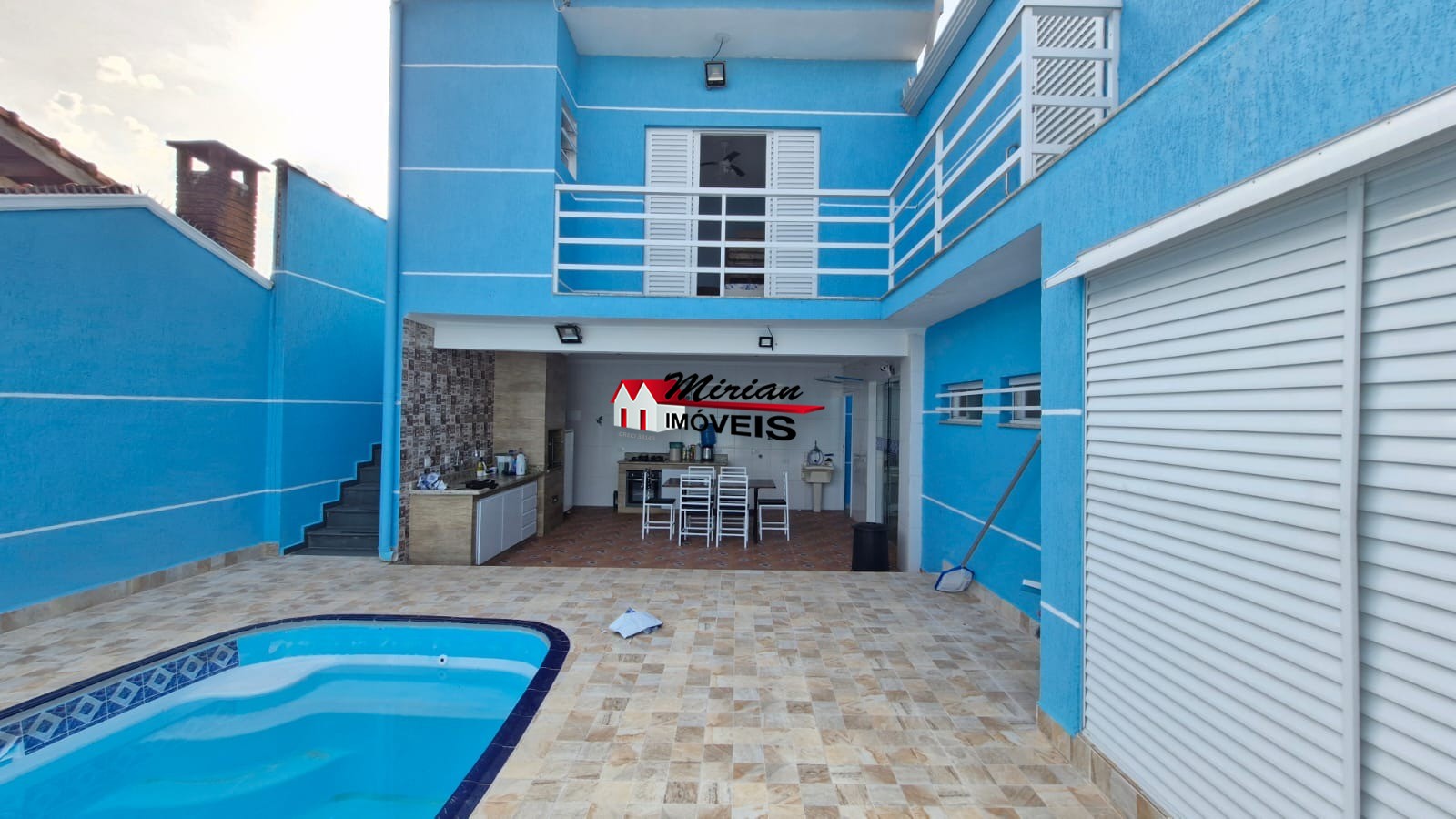 Sobrado à venda com 4 quartos, 160m² - Foto 2